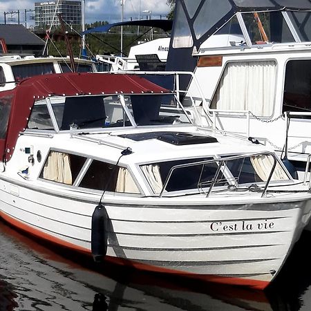 Hotel Motor Yacht Amazone Ámsterdam Exterior foto